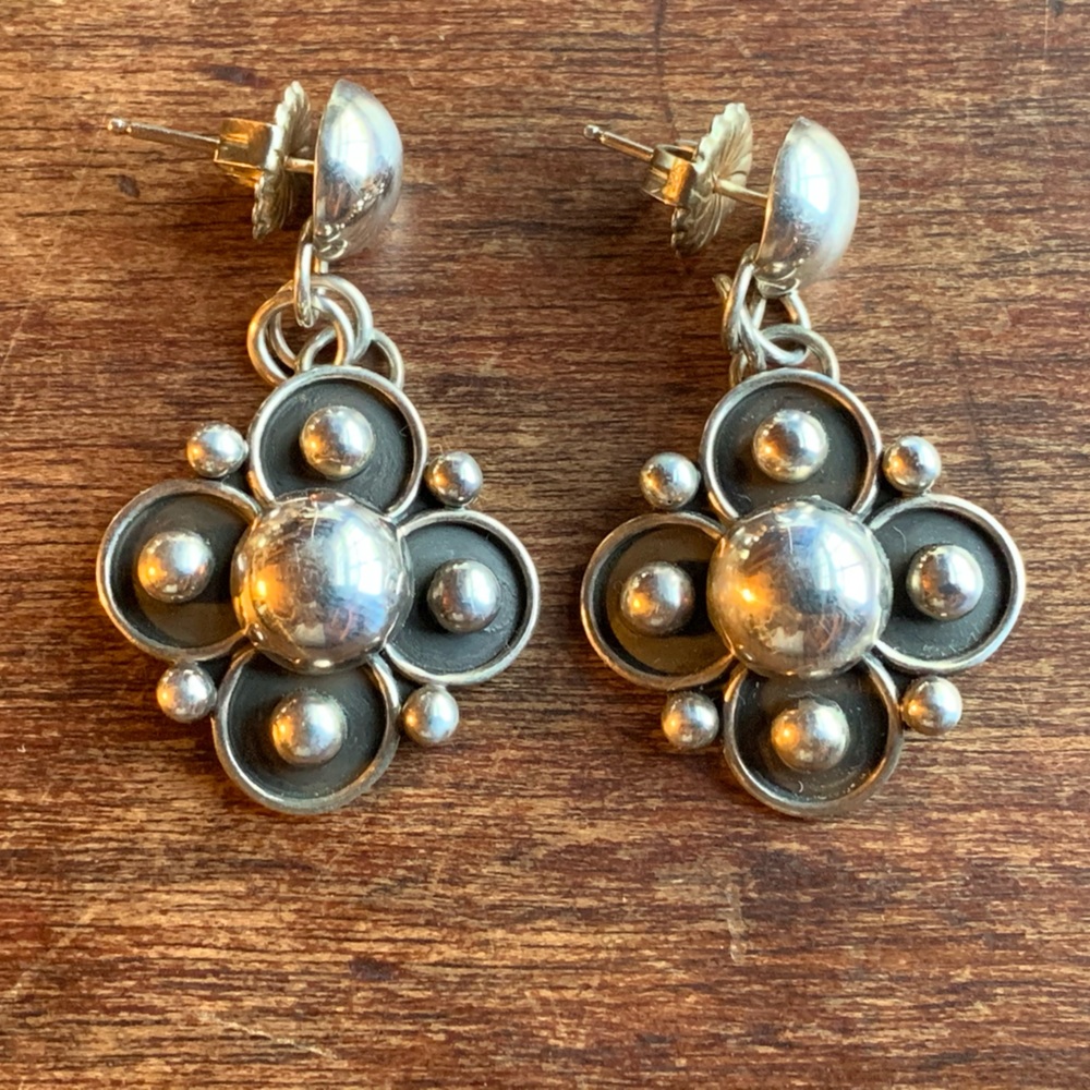 Signed Artie Yellowhorse Sterling Silver 4-Leaf Clover/Flower Dangle Earrings